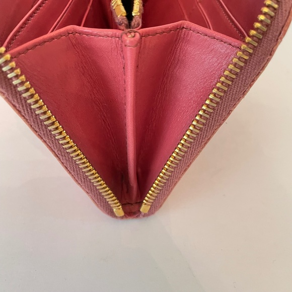 Miu Miu by Prada Pink/Mauve Croc Embossed Zip Around Wallet - Picture 10 of 16